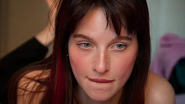 Snapshot of ellaa91 chatting on 14, 11, 2025 ellaa91 online show from 14, 11, 2025