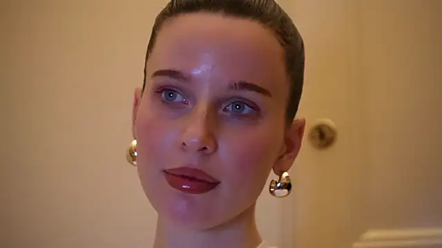 ellaa91 online show from 24, 3, 2026