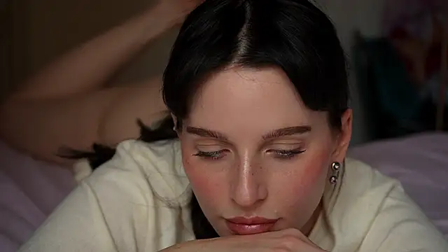 Snapshot of ellaa91 chatting on 27, 11, 2025 ellaa91 online show from 27, 11, 2025