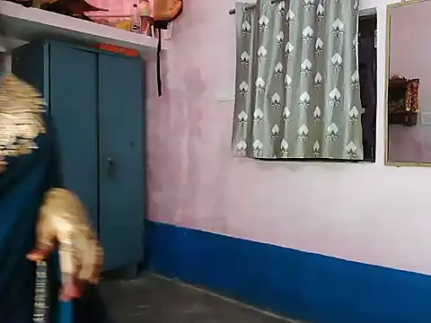 ROSE GOLDE online show from 11, 10, 2025