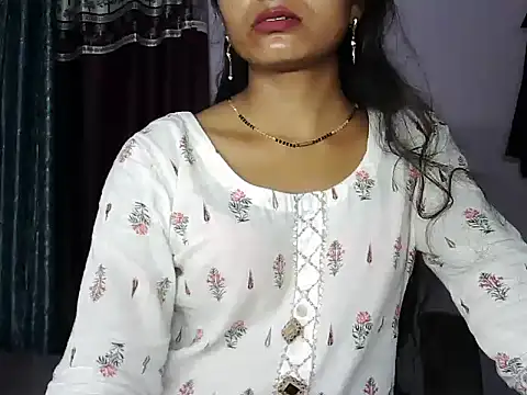 ROSE GOLDE online show from 19, 7, 2026