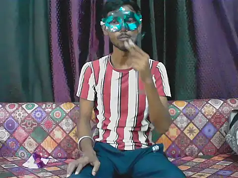 Snapshot of horny__couple_ chatting on 17, 9, 2025 horny couple online show from 17, 9, 2025