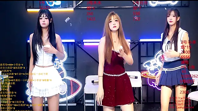 Snapshot of EYgirl222 chatting on 20, 9, 2025 EYgirl222 online show from 20, 9, 2025