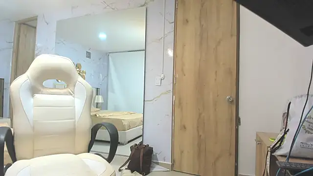 BabyAngel18  online show from 29, 9, 2025