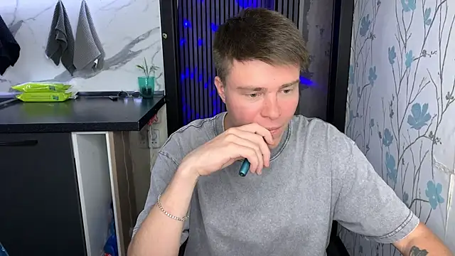 holy eggs 02 online show from 10, 9, 2025