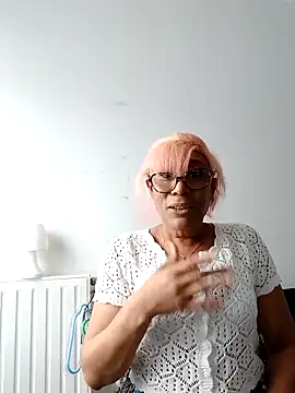 iamlalamilano online show from 16, 4, 2026