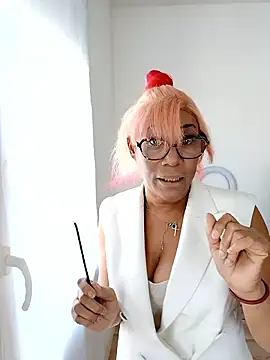 iamlalamilano online show from 8, 4, 2026