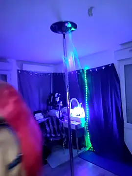 iamlalamilano online show from 12, 2, 2026