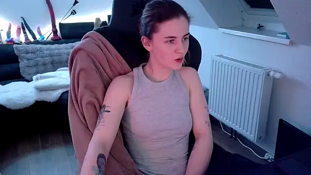 Snapshot of Melly4You chatting on 1, 3, 2026 Melly4You online show from 1, 3, 2026