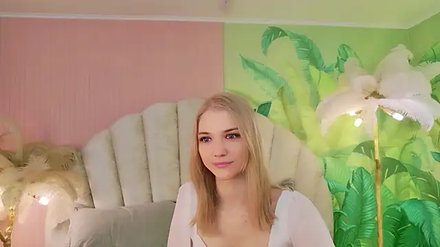 Snapshot of 4example_Chloe chatting on 17, 6, 2026 4example Chloe online show from 17, 6, 2026