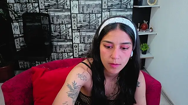 DanielaMonroe online show from 2, 6, 2026