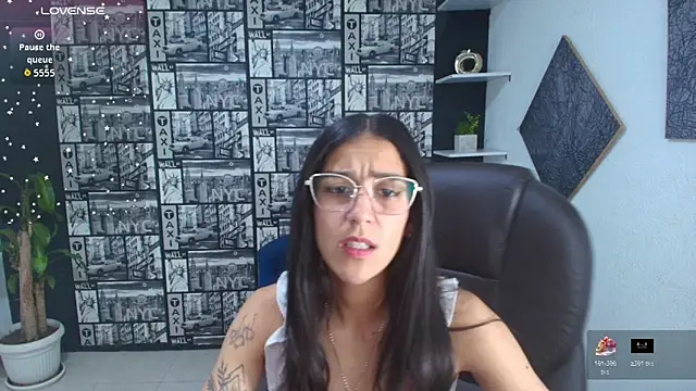 DanielaMonroe online show from 29, 10, 2025