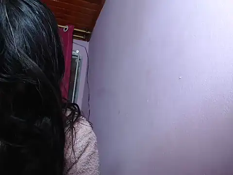 nina kisslove online show from 24, 11, 2025