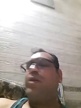 Hot-boy077 online show from 7, 4, 2026