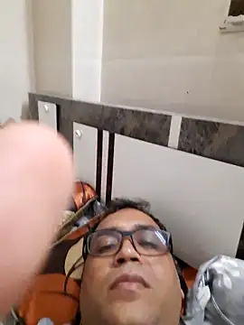 Hot-boy077 online show from 18, 3, 2026