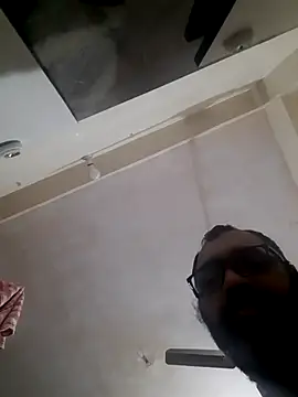 Hot-boy077 online show from 21, 9, 2025