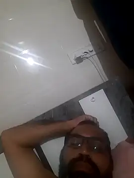 Hot-boy077 online show from 27, 9, 2025