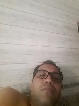 Hot-boy077 online show from 4, 11, 2025