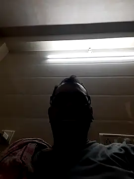 Hot-boy077 online show from 5, 1, 2026