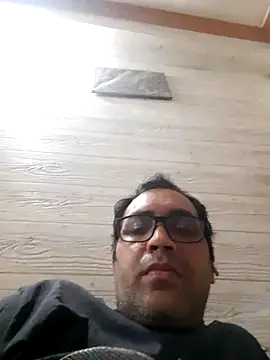 Hot-boy077 online show from 3, 12, 2025