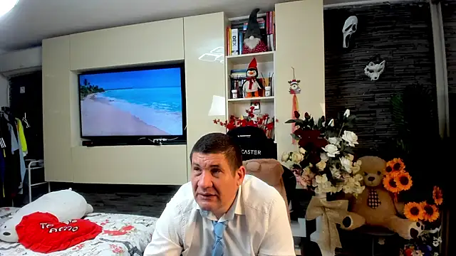 SpartacusDaddy48 online show from 29, 5, 2026