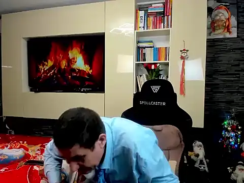 SpartacusDaddy48 online show from 6, 2, 2026