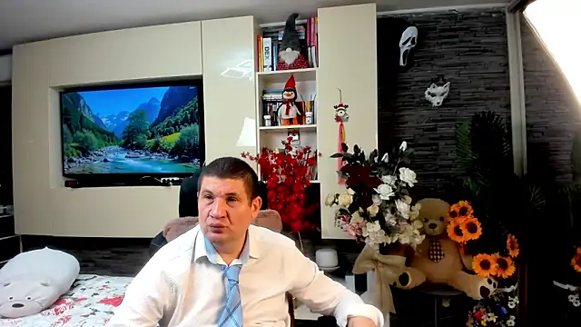 SpartacusDaddy48 online show from 27, 5, 2026