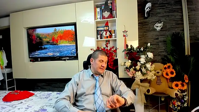 SpartacusDaddy48 online show from 12, 5, 2026