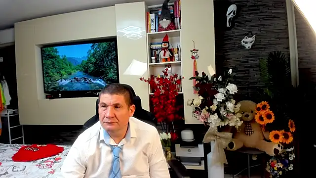SpartacusDaddy48 online show from 19, 5, 2026
