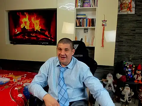 SpartacusDaddy48 online show from 14, 1, 2026