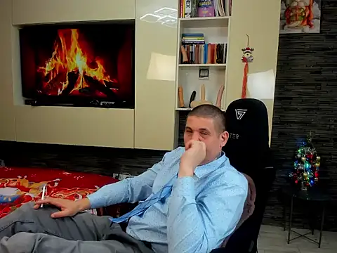 SpartacusDaddy48 online show from 13, 1, 2026