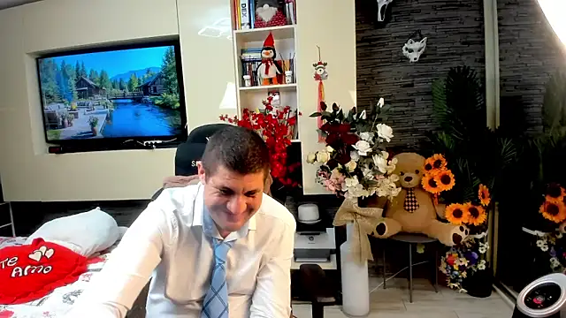 SpartacusDaddy48 online show from 25, 5, 2026