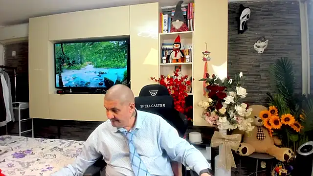 SpartacusDaddy48 online show from 29, 4, 2026