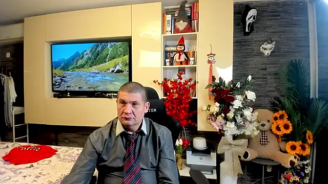 SpartacusDaddy48 online show from 9, 5, 2026