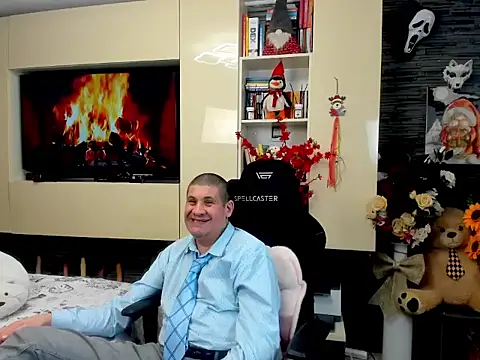 SpartacusDaddy48 online show from 27, 2, 2026