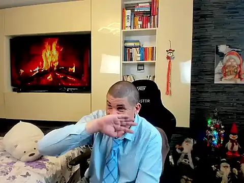 SpartacusDaddy48 online show from 24, 2, 2026