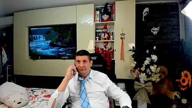 SpartacusDaddy48 online show from 14, 4, 2026