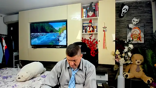 SpartacusDaddy48 online show from 31, 3, 2026