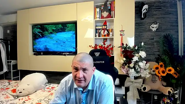 SpartacusDaddy48 online show from 28, 4, 2026