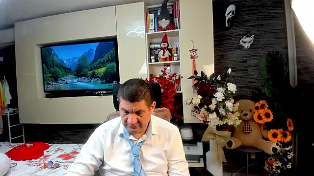SpartacusDaddy48 online show from 23, 5, 2026