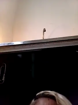 flavinhasensual online show from 13, 4, 2026