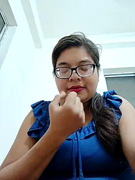 Elie couple143 online show from 5, 12, 2025