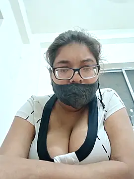 Elie couple143 online show from 13, 11, 2025