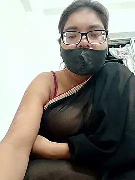 Elie couple143 online show from 3, 10, 2025