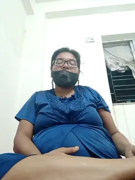 Elie couple143 online show from 11, 11, 2025