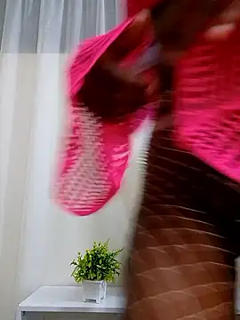 Miss-Hennessy online show from 11, 2, 2026