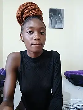 Snapshot of Miss-Hennessy chatting on 9, 5, 2026 Miss-Hennessy online show from 9, 5, 2026