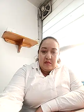 Caroomoom27 online show from 18, 12, 2025