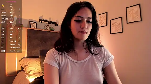 Azurra amatto2 online show from 12, 9, 2025