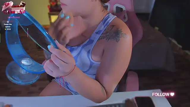 lunaarose online show from 3, 11, 2025